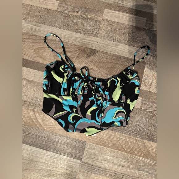 Urban Outfitters Crop Top - Picture 1 of 6